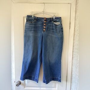 a.n.a Button-Front high rise Wide-Leg  crop Jeans in Medium Blue 18 EUC